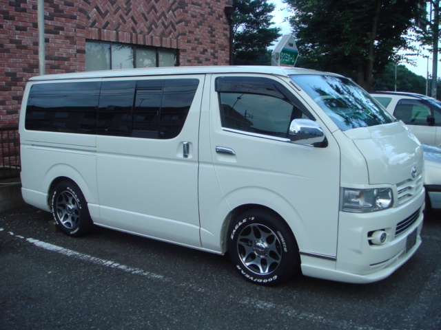 ハイエース